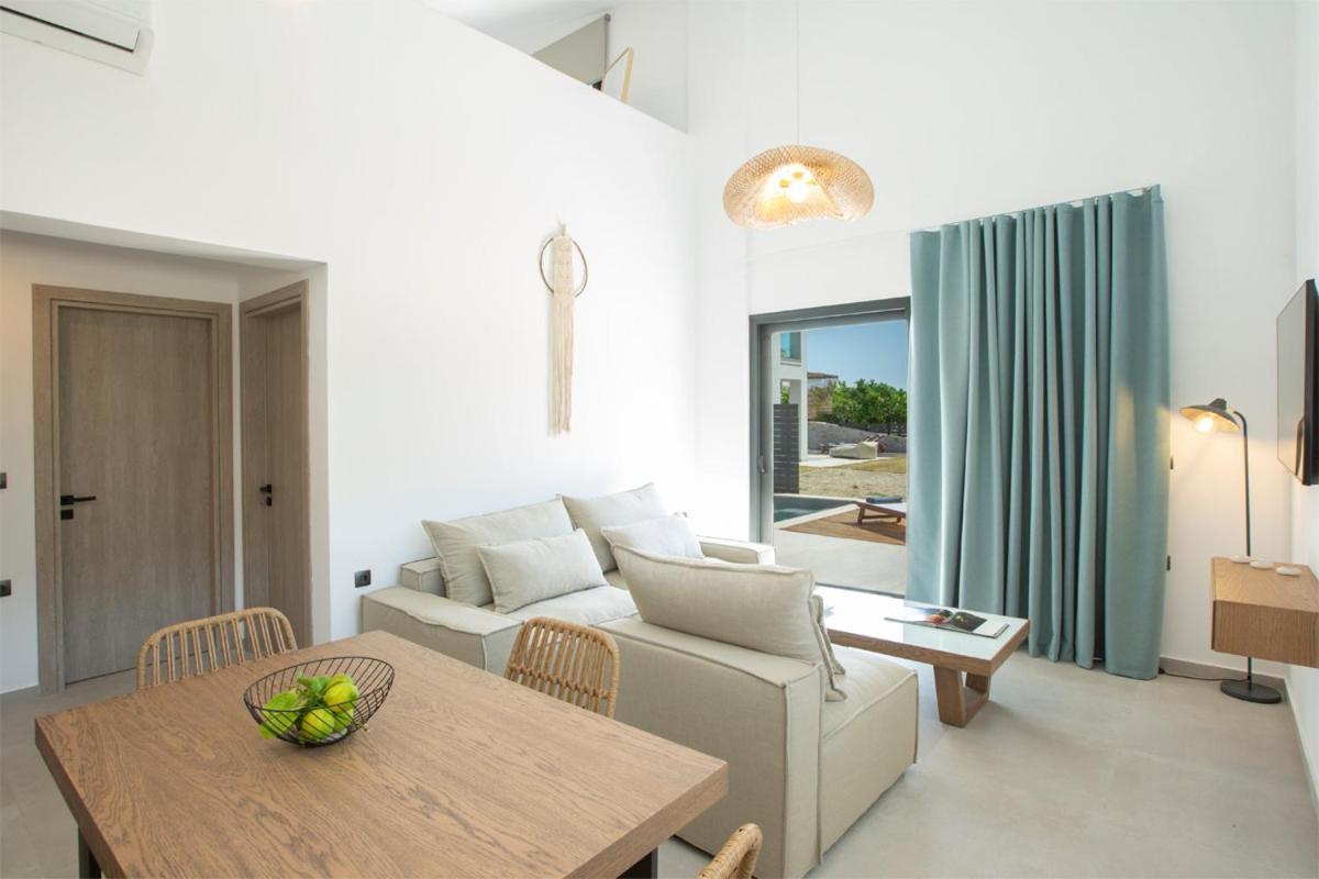 Seascape Villas Vassiliki - Beachfront Villas Exterior photo