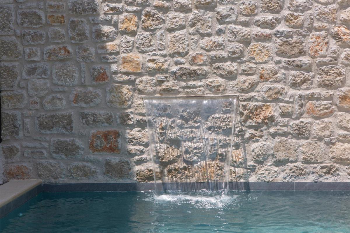 Seascape Villas Vassiliki - Beachfront Villas Exterior photo